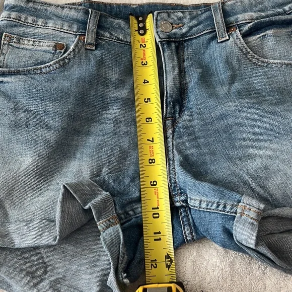 ⭐️ & Denim light blue relaxed Jean shorts 99% cotton 1% elastic women size 10